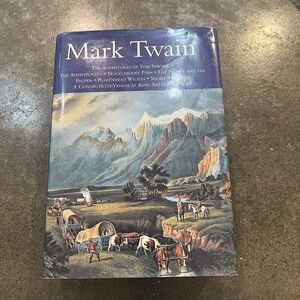 Mark Twain : * Huckleberry Finn * Tom Sawyer * A Connecticut Yankee in King..HC